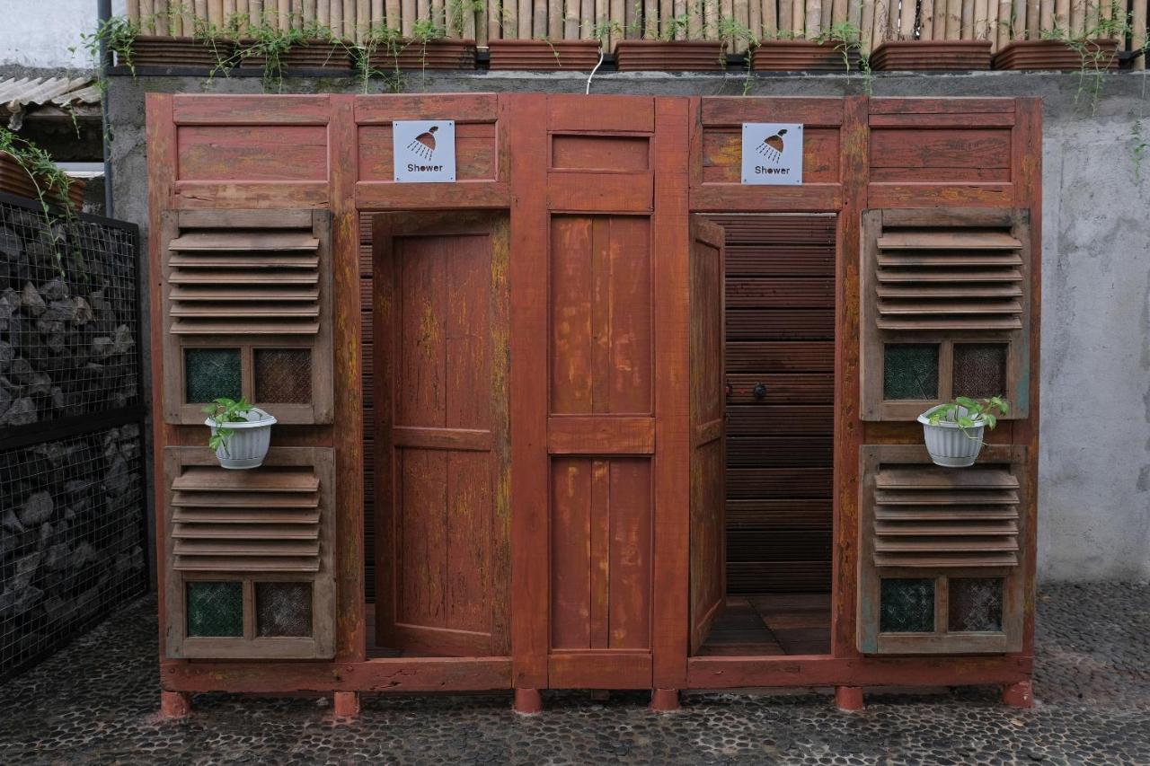 Kampung Lawasan Heritage Cottage Maguwo Exterior photo